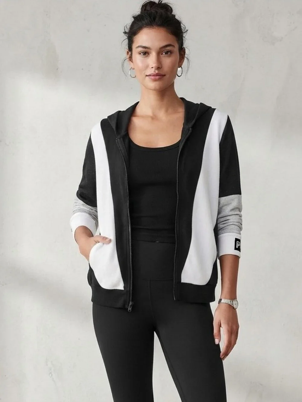 Pink Victoria's Secret Black White Zip Closure Hoodie Size‎ Large